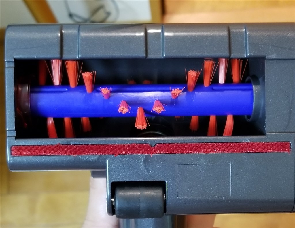 1万円で買えるdibea d18と比べて』 ダイソン Dyson V10 Fluffy SV12 FF