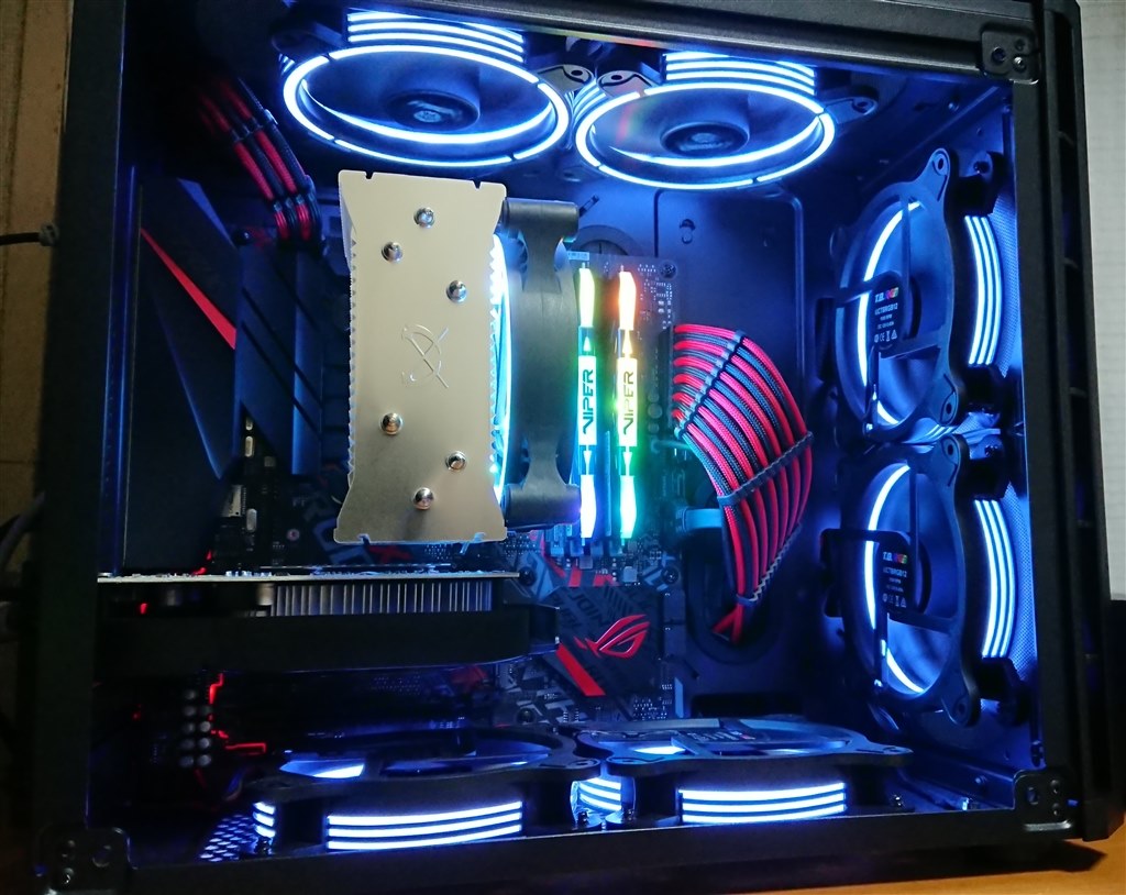 Corsair Crystal280XはフルATX電源を取り付けることができます