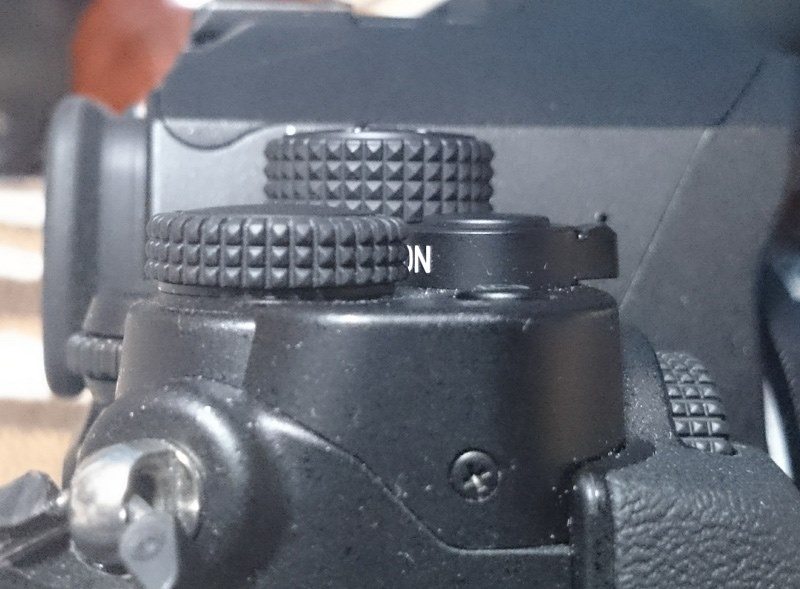 【超美品】PENTAX KP ボディ シャッター数1544枚！　ブラック 超美品】PENTAX KP ボディ シャッター数1544枚！ ブラック