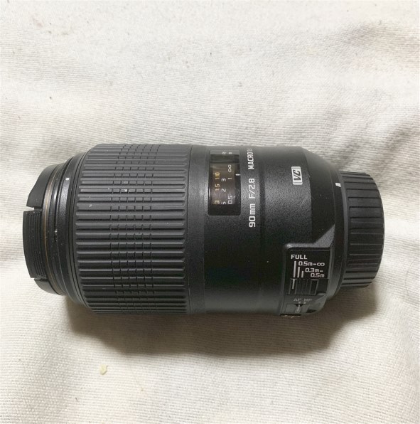 TAMRON SP 90mm F/2.8 Di MACRO 1:1 VC USD (Model F004 TAMRON SP 90mm F/2.8 Di MACRO 1:1 VC USD (Model F004