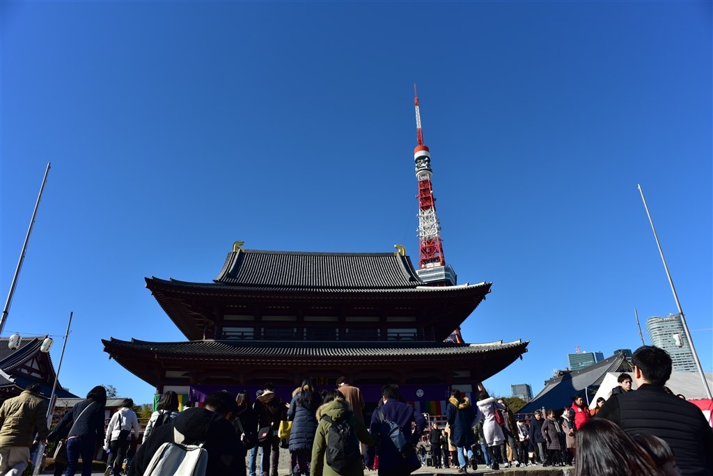 今日はFXで使用。思った以上に解像感高めです!小さく軽いレンズ 今日はFXで使用。思った以上に解像感高めです!小さく軽いレンズ