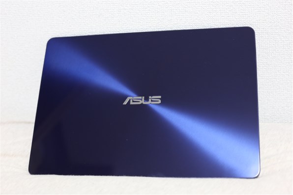 ASUS ZenBook 14 UX430UA UX430UA-8250 価格比較 - 価格.com
