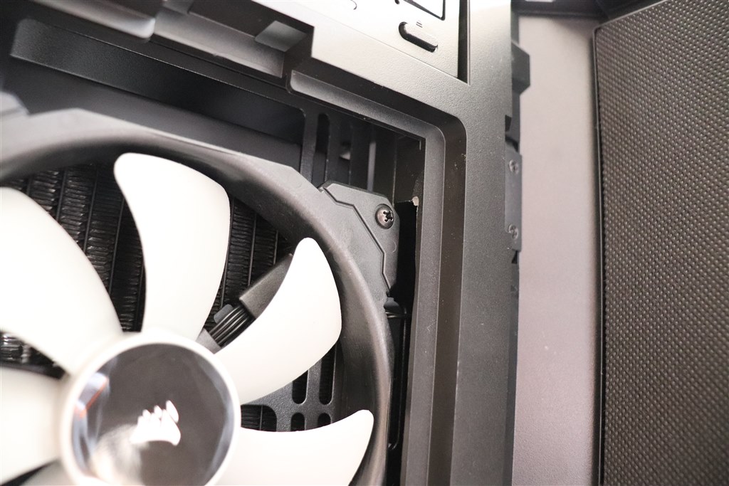 自作PC サーバーPC 16GB i7-7700K 水冷 Antec P101 P100を使ってたので．．．』 ANTEC P101 Silent ?wd?さんのレビュー