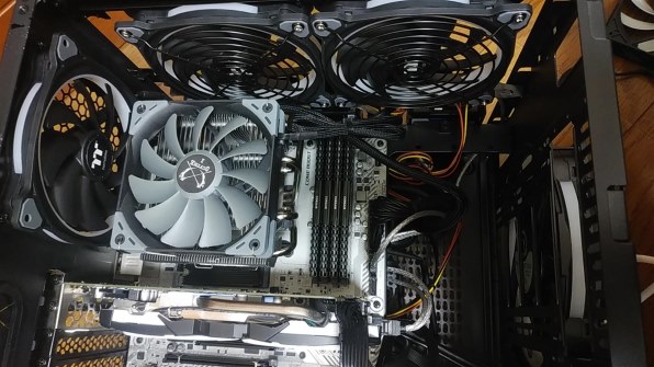 Thermaltake Core V21 CA-1D5-00S1WN-00 レビュー評価・評判 Thermaltake Core V21 CA-1D5-00S1WN-00 レビュー評価・評判