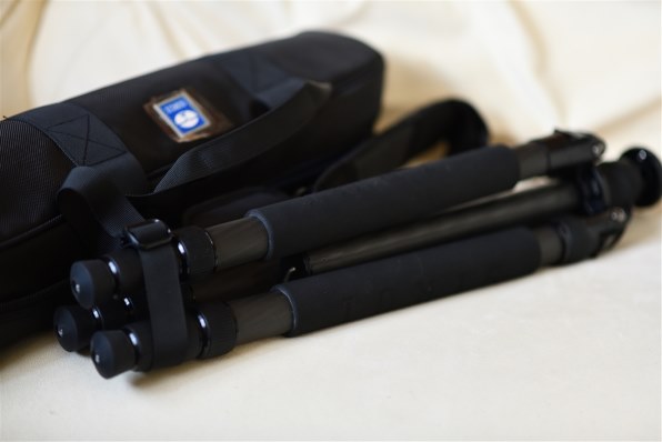 SIRUI シルイ 大型カーボン4段三脚　N-3204X Sirui N-3204X Carbon Fiber Tripod N3204X B&H Photo Video