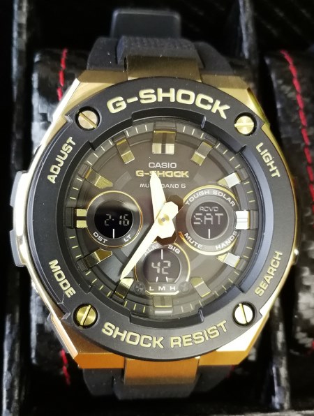 CASIO G-SHOCK GST-W300G-1A9JF腕時計(アナログ)