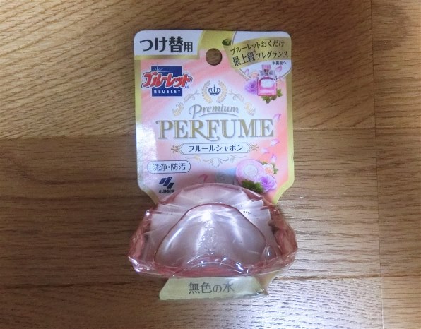 小林製薬 ブルーレットPremium PERFUME フルールシャボン つけ替 小林製薬 ブルーレットPremium PERFUME フルールシャボン つけ替