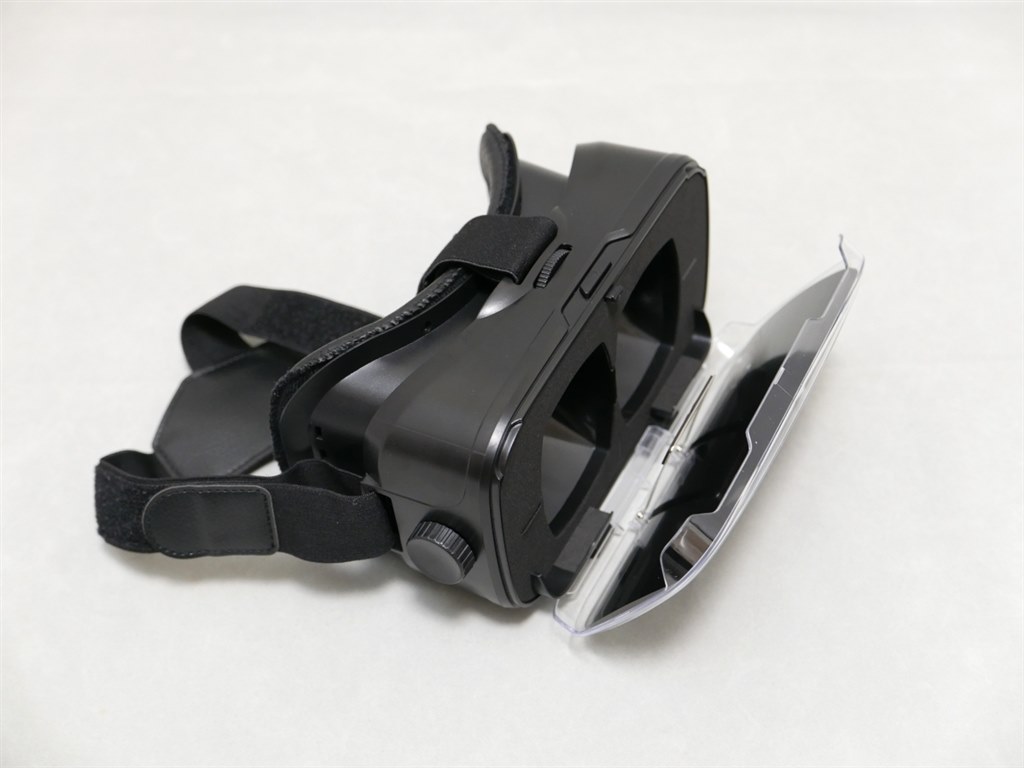 デュアルレンズの実力は？』 エレコム P-VRGR03BK [ブラック] 鴻池賢三