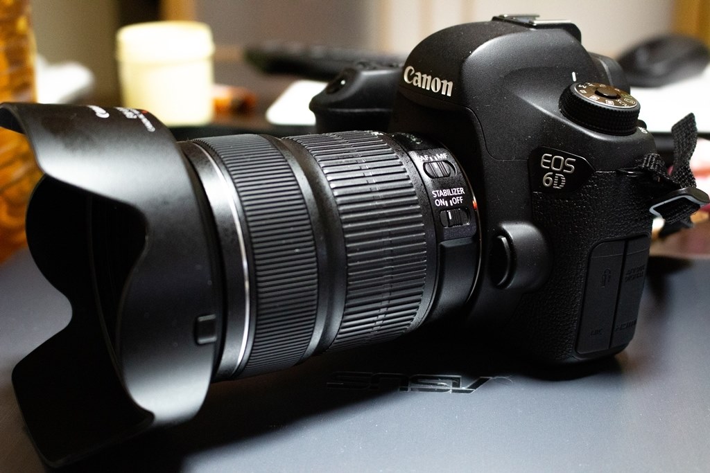 EF24-105mm F3.5-5.6 IS STMカメラ