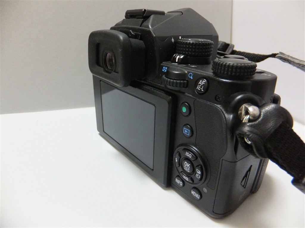 □Nikon マグニファイングアイピース DK-17M - カメラ、光学機器