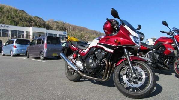 ホンダ CB400スーパーボルドール 2019年式 2BL-NC42の諸元