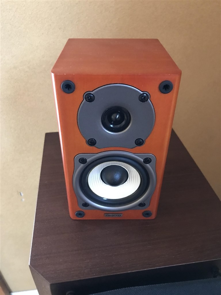 ニアフィールドリスニングにとても良い』 ONKYO D-057M しおんちゃん