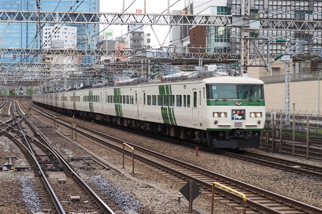 初の単焦点レンズ』 パナソニック LUMIX G 42.5mm/F1.7 ASPH 初の単焦点レンズ』 パナソニック LUMIX G 42.5mm/F1.7 ASPH