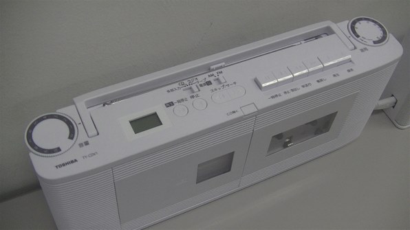 大注目 東芝 CDラジオカセットレコーダー ラジオ・コンポ TY-CDV1