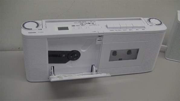 【新品/未開封】東芝 CDラジオカセットレコーダー TY-CDV1