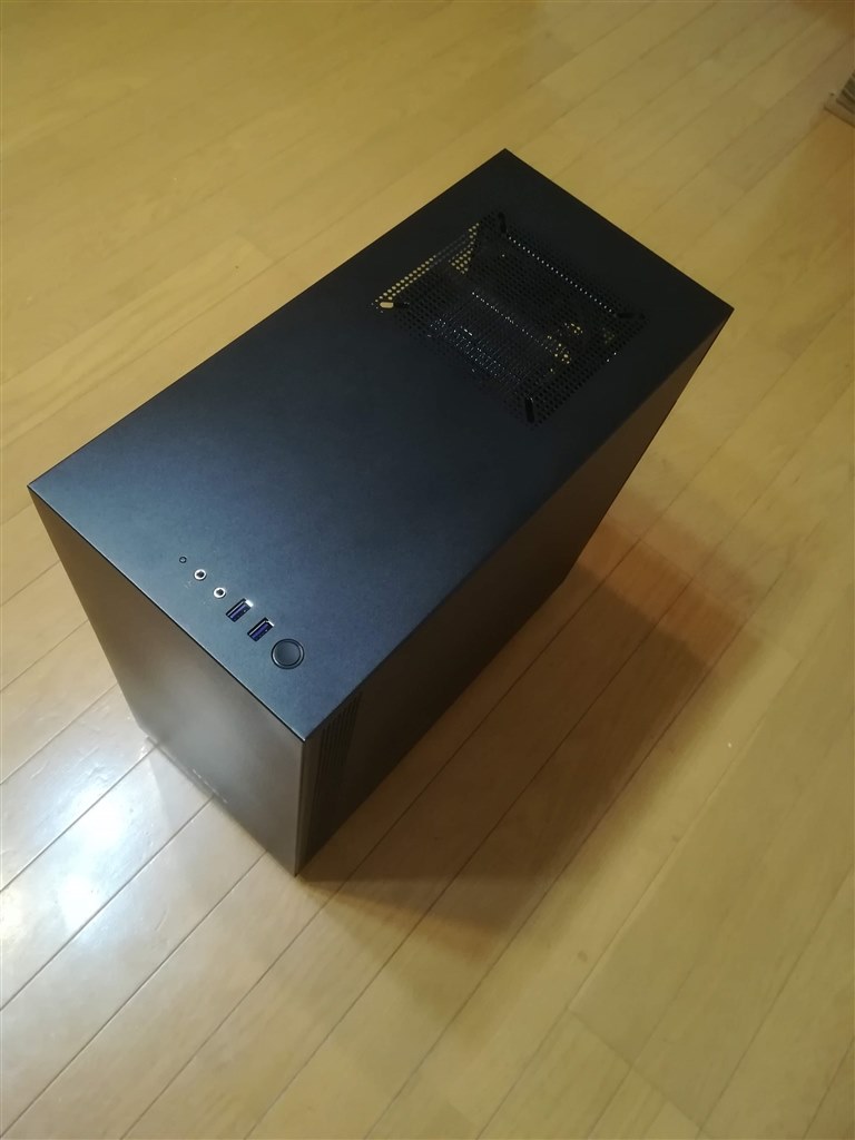 洗練されたミドルタワーケース 課題は静音性 Nzxt H500 Ca H500b B1 マットブラック 利他心さんのレビュー評価 評判 価格 Com