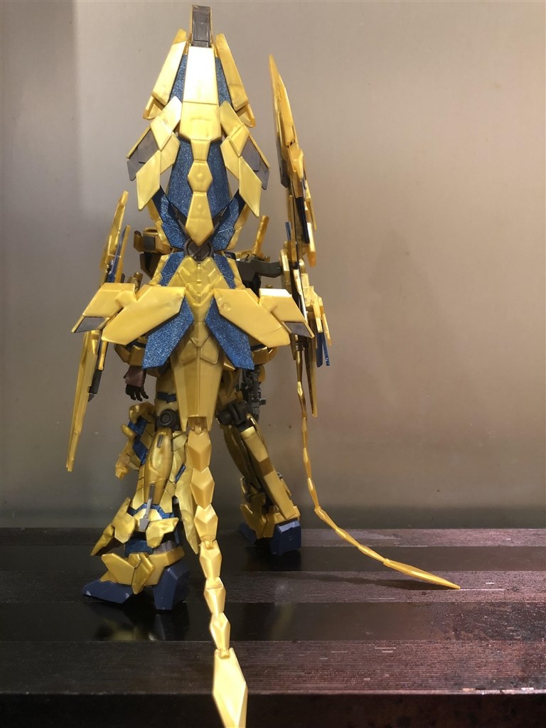 映画公開記念的。塗装しないと辛いかも。』 BANDAI HGUC 1/144