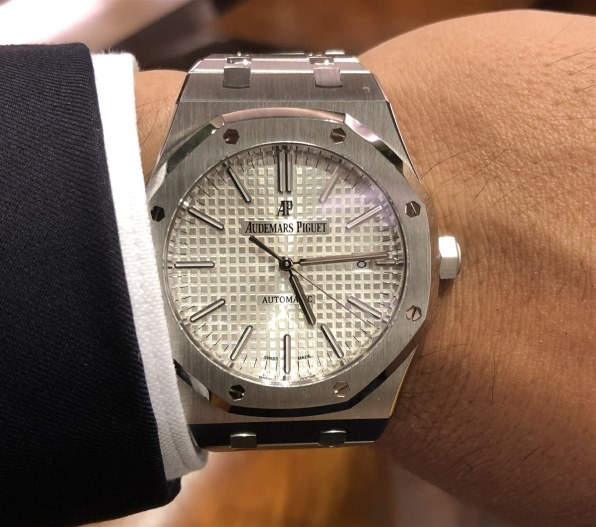 オーデマ・ピゲ ロイヤルオーク 15400ST.OO.1220ST.01 価格比較 - 価格.com