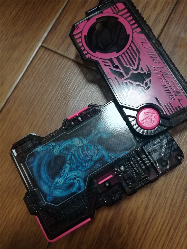 早くベルトにセットしたい バンダイ 仮面ライダーゼロワン Dxフライングファルコンプログライズキー ぴぴぴ39さんのレビュー評価 評判 価格 Com