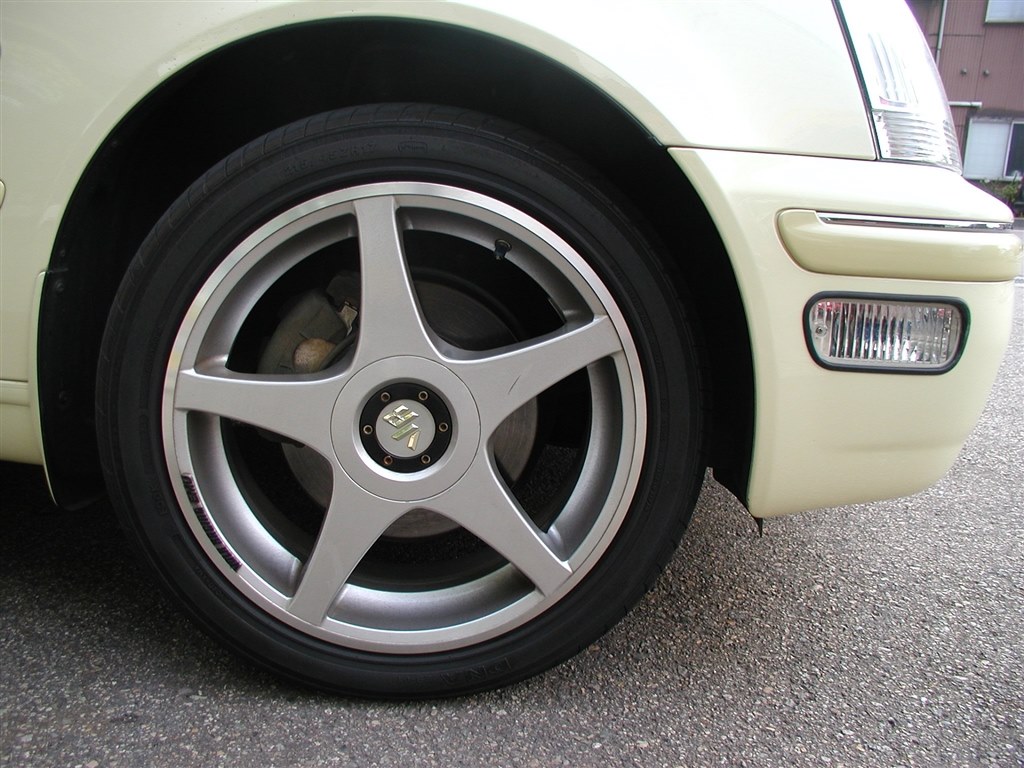 プログレで履いて良好でした。』 YOKOHAMA DNA ES 01 215/45ZR17 