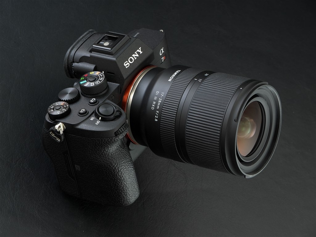 カメラ レンズ(ズーム) 広角マクロの立場からの評価』 TAMRON 17-28mm F/2.8 Di III RXD 