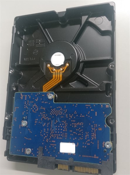 TOSHIBA DBR-T670 2016年製動作するが起動中異音あり ジャンク