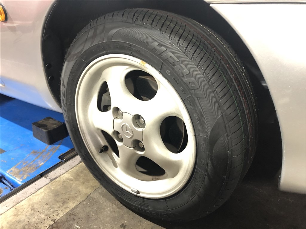 NBロードスターに純正サイズ 185/60R14 装着』 HIFLY HF201 185/60R14