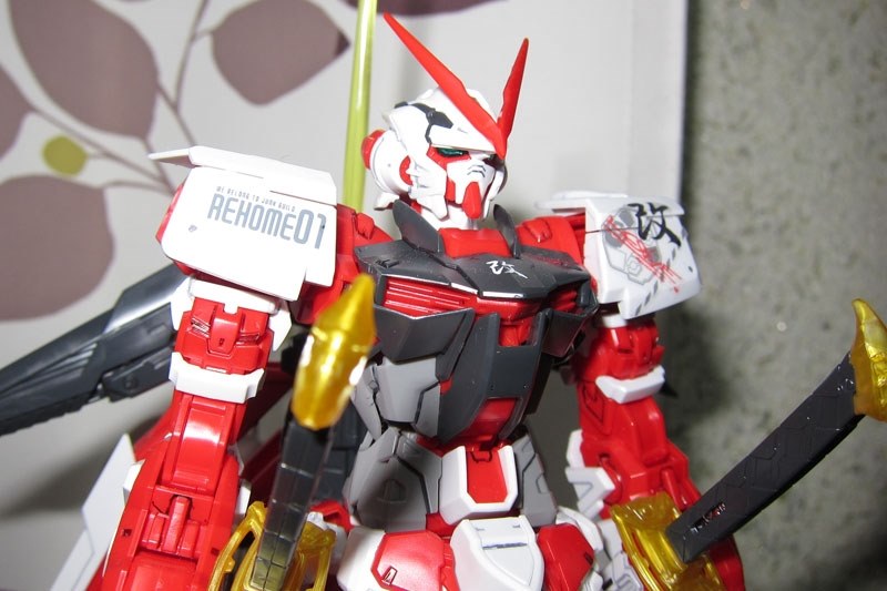二刀流がカッコイイです』 BANDAI MG 1/100 機動戦士ガンダム