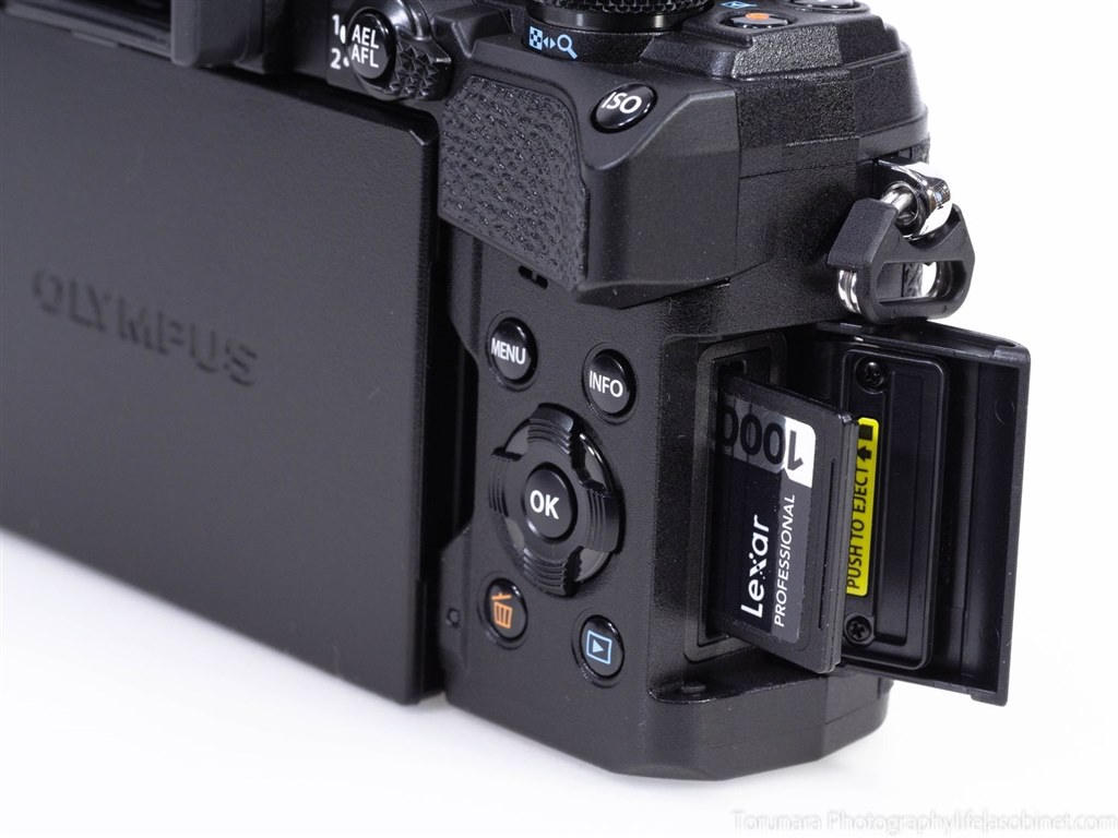 高機能・高性能の小さな巨人』 オリンパス OM-D E-M5 Mark III ボディ