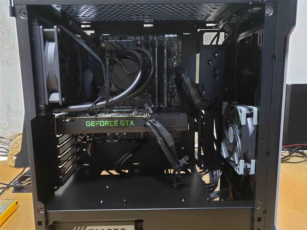 良い製品です』 Thermaltake H200 TG RGB CA-1M3-00M1WN-00 [ブラック] ぺかりすとさんのレビュー評価・評判 -  価格.com