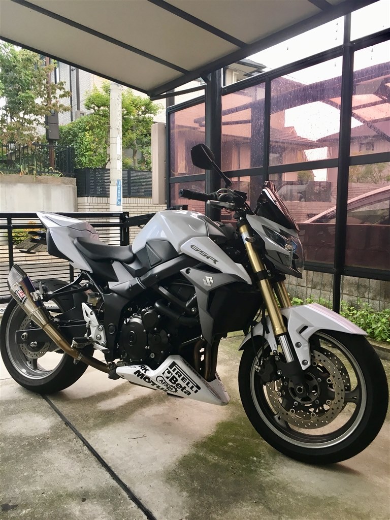 欲張りでコスパ抜群のバイク』 スズキ GSR750 大阪太郎【仮】さんの