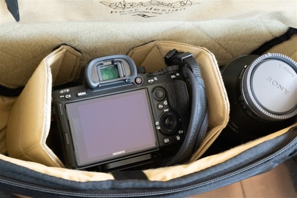 Peak Design BSL-10-BK-1 [ジェットブラック] 価格比較 - 価格.com