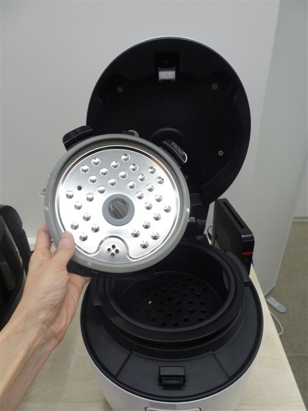 シャープ ヘルシオ ホットクック KN-HW10E-W [ホワイト系]投稿