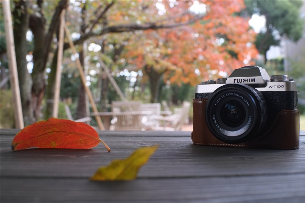 FUJIFILM X-T100　レンズキット　シャンパンゴールド