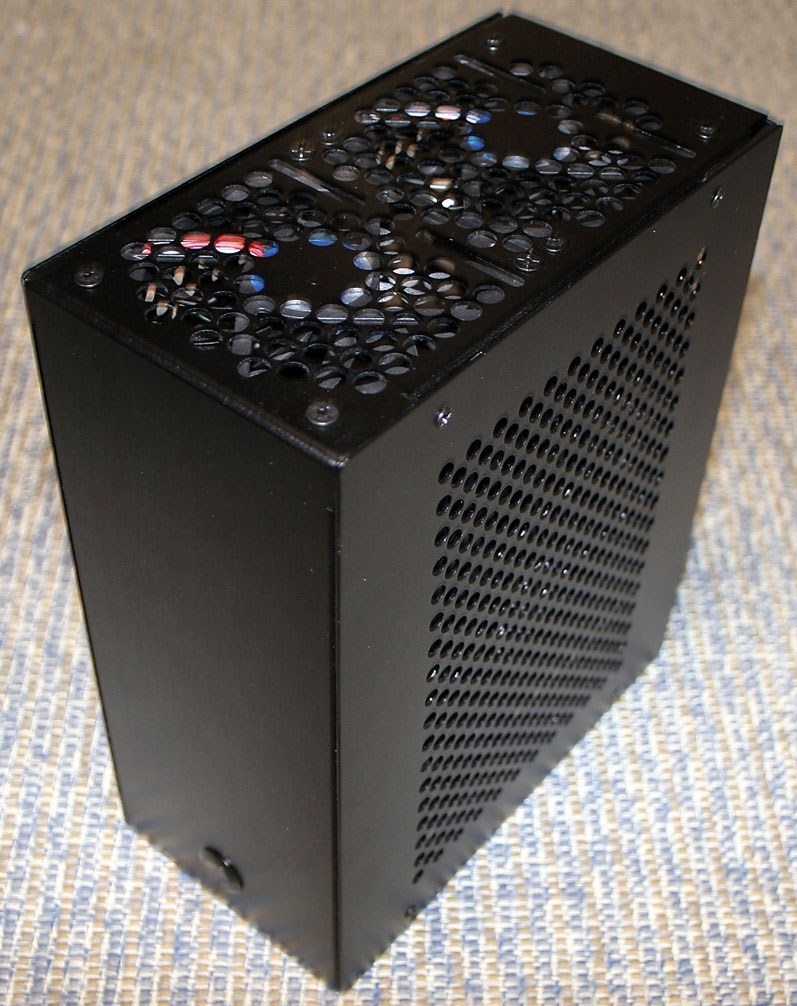 激レア Mini-ITX VELKA3 ケース 激レア Mini-ITX VELKA3 ケース