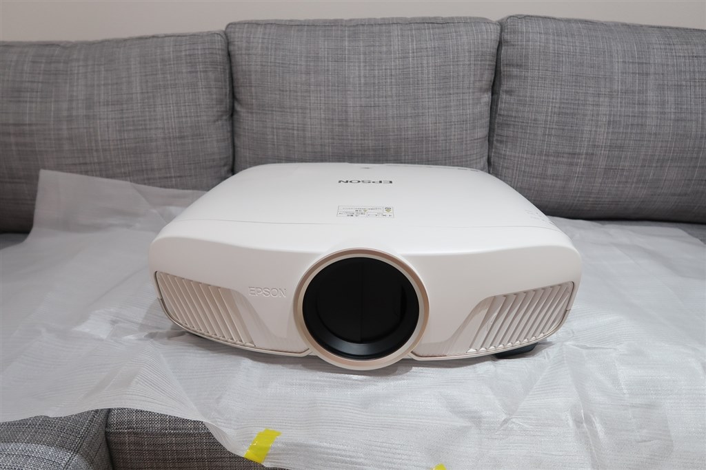 My映画館を実現』 EPSON dreamio EH-TW8400 es_auctionさんのレビュー