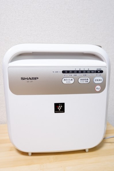 売れ筋がひ！ 2022年 SHARP シャープ ふとん乾燥機 UD-CF1-W 衣類乾燥