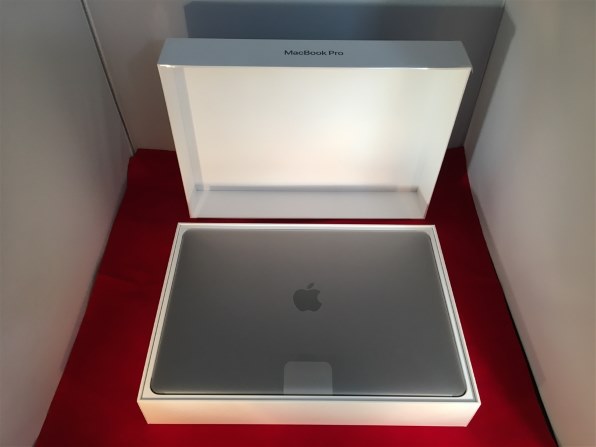 Apple MacBook Pro Retinaディスプレイ 1400/13.3 MUHN2J/A [スペースグレイ] 価格比較 - 価格.com