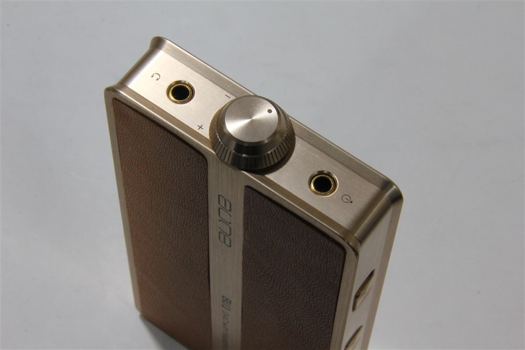 音の良い高コスパモデル。比較的薄型で使い易い。』 auneaudio aune