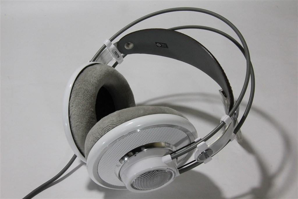 魅力の AKG ヘッドホン K701-Y3 fucoa.cl