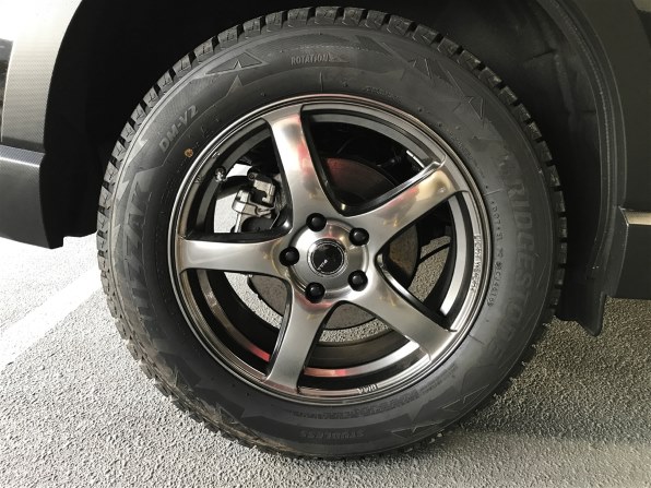 ブリヂストン BLIZZAK DM-V2 225/60R17 99Q投稿画像・動画 - 価格.com