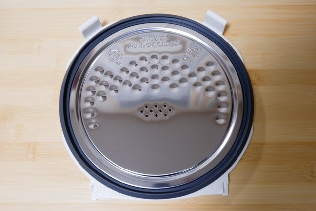 今後、日本メーカーの指針となりそうな炊飯器』 象印 STAN. NW