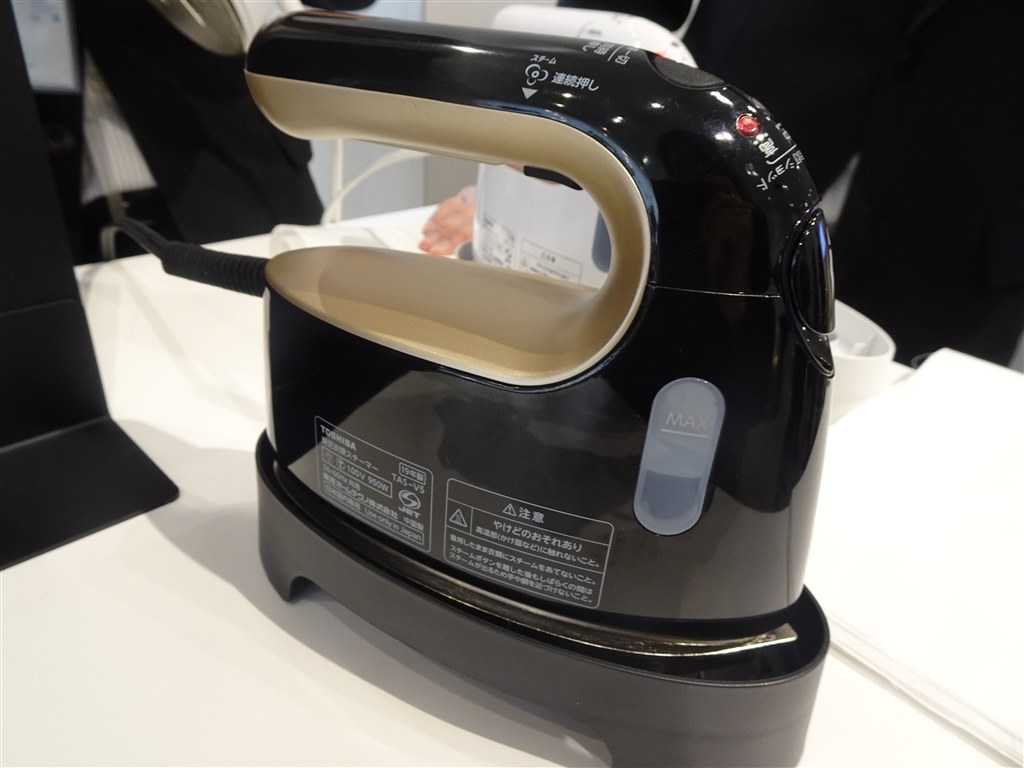 TOSHIBA 東芝 アイロンスチーマー TAS-V5 ローズゴールドホワイト パワーと作業効率優先派に◎のコード式2Wayスチーマー』 東芝 La・Coo