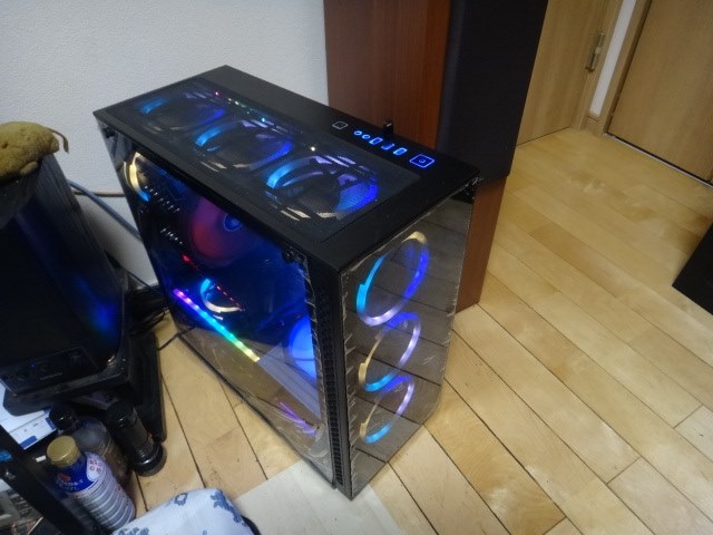 LEDで光らせたくて』 DEEPCOOL MATREXX 70 DP-ATX-MATREXX70-BKG0P