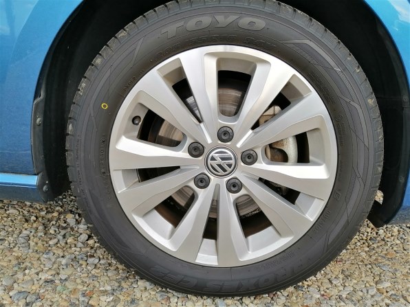 VW16inch 純正ホイール＆ブリヂストン2022 205/55R16タイヤ VW16inch 純正ホイール＆ブリヂストン2022 205/55R16タイヤ TOYO TIRE