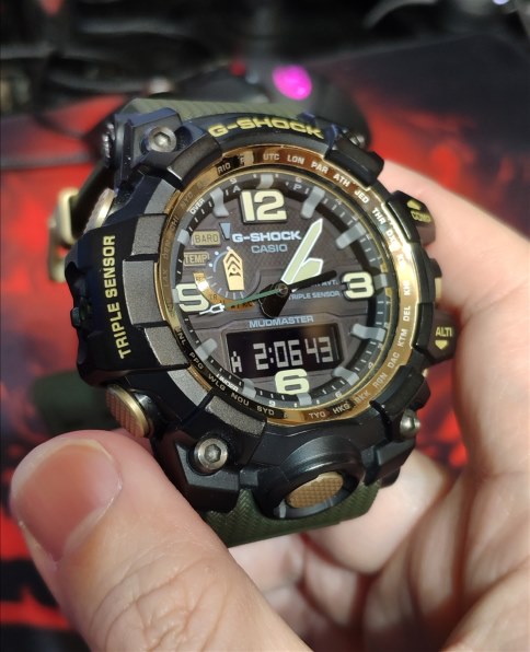 カシオ G-SHOCK マスター オブ G マッドマスター GWG-1000-1AJF 価格