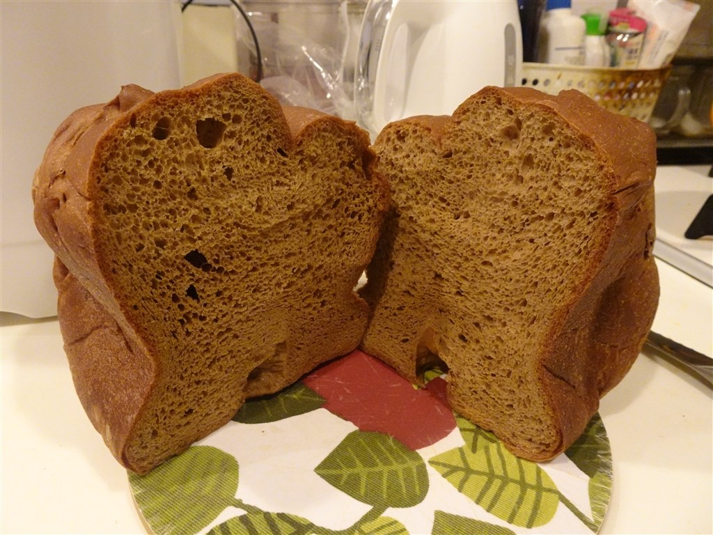 本体は小型化なのにパンはサイズアップしたブランパン対応HB