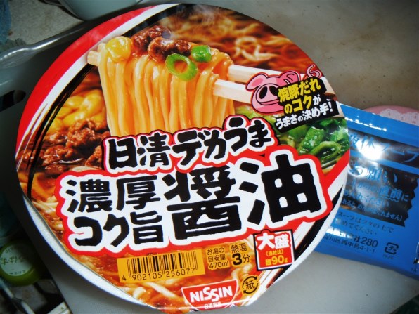 日清食品 デカうま 濃厚コク旨醤油 116g ×12食 価格比較 - 価格.com