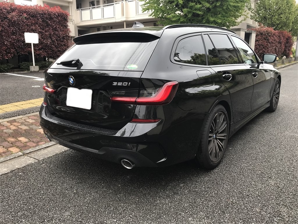 E91 2006年式 の325iから一世代飛び越えての乗り換えです Bmw 3シリーズ ツーリング 2019年モデル ピエールmさんのレビュー評価 評判 価格 Com