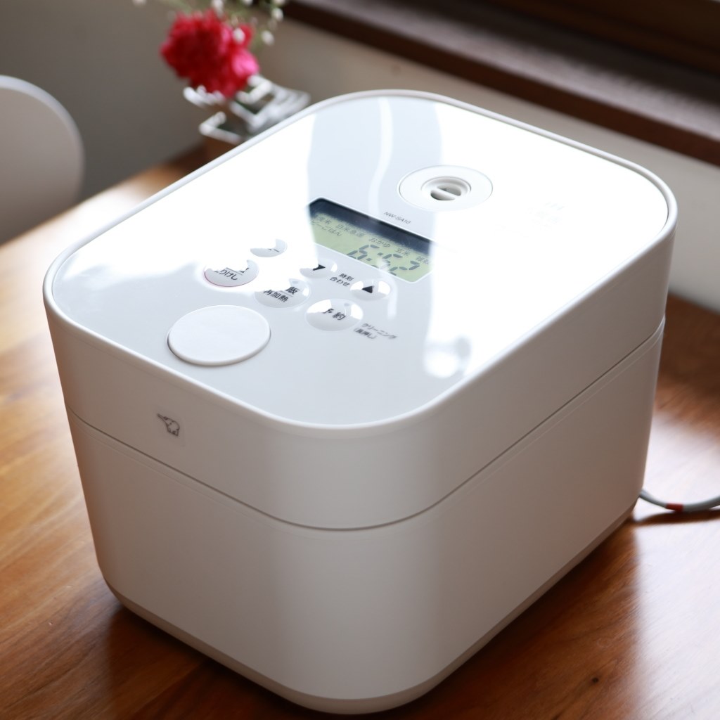 ZOJIRUSHI NW-SA10-WA WHITEZOJIRUSHI - 炊飯器